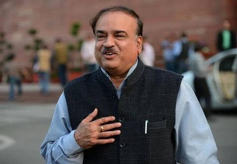 അനന്ത് കുമാറിന്റെ മരണത്തിൽ അനുശോചനം രേഖപ്പെടുത്തി നേതാക്കൾ; പ്രധാനമന്ത്രി ബെംഗളൂരുവിലേക്ക്