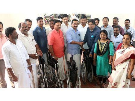 വെറുതെ പേരിട്ടിട്ടെന്തു കാര്യം... ഇടുകയാണെങ്കില്‍ അഷറഫ് എന്നിടണം..