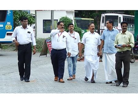 കോതമംഗലം ബസ് സ്റ്റാന്റ് വിഷയം: ഹൈക്കോടതി ഉത്തരവ് നടപ്പാക്കണമെന്ന് ഇന്റര്‍നാഷണല്‍ ഹ്യൂമന്‍ റൈറ്റ്‌സ്.