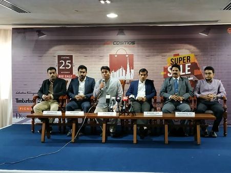 ദുബായില്‍ വെയര്‍ഹൗസ് സെയില്‍ ആരംഭിച്ചു: ലോകോത്തര ബ്രാന്‍ഡുകള്‍ക്ക് മികച്ച വില,