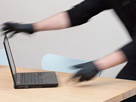 മാപ്പ് പറഞ്ഞ് കള്ളന്‍: ഒറ്റ രാത്രി കൊണ്ട് നേടിയത് 1.8 ലക്ഷം ലൈക്കുകള്‍, സോഷ്യല്‍ മീഡിയയില്‍ താരമായി