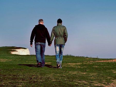 സ്വവർഗാനുരാഗികളുടെ ത്രികോണ പ്രണയം; ഒടുവിൽ കാമുകന്റെ കൊലപാതകം