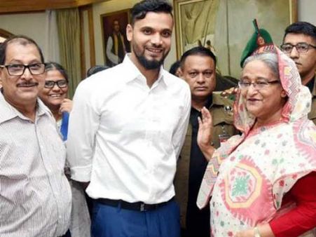 മഷ്‌റഫി മൊര്‍ത്താസ രാഷ്ട്രീയത്തിലേക്ക്.... ബംഗ്ലാദേശ് തിരഞ്ഞെടുപ്പില്‍ മത്സരിക്കും