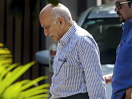 പരസ്പര സമ്മതത്തോടെയായിരുന്നില്ല: എല്ലാം നടന്നത് ബലപ്രയോഗത്തിലൂടെ, അക്ബറിനെതിരെ മാധ്യമപ്രവര്‍ത്തക!