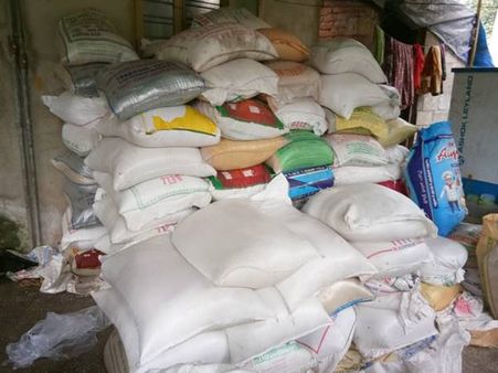 അനധികൃതമായി സൂക്ഷിച്ച അഞ്ച് ടൺ റേഷൻ സാധനങ്ങൾ പിടികൂടി: 84 ചാക്ക് പുഴുക്കലരിയും 15 ചാക്ക് പച്ചരിയും!