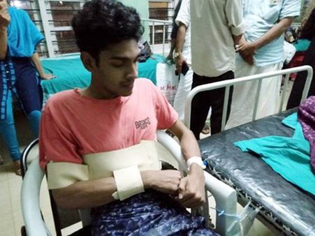 മലപ്പുറത്ത് ദളിത് വിദ്യാര്‍ഥിയെ മര്‍ദിച്ച മുഖ്യമന്ത്രിയുടെ ഗണ്‍മാനെതിരെ കേസെടുക്കുന്നില്ല, പരാതിയുമായി പിതാവ് ഉന്നത പോലീസുദ്യോഗസ്ഥരെ കാണും