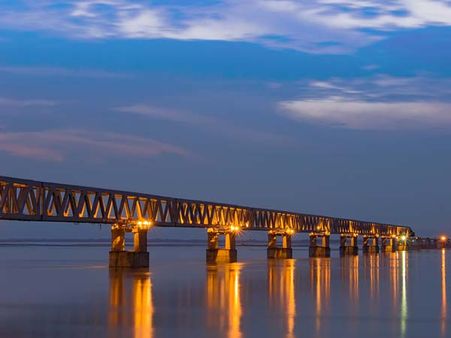 ബോഗീബീലിന് തറക്കല്ലിട്ടത് എച്ച് ഡി ദേവഗൗഡ: പാലത്തിന്‍റെ ഉദ്ഘാടനത്തിന് ക്ഷണമില്ല, ഗൗഡക്ക് പരിഭവം!