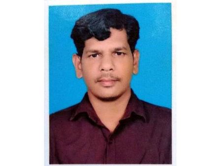 തോടിന് സംരക്ഷണ ഭിത്തി നിര്‍മിച്ചു കൊണ്ടിരിക്കെ ദേഹത്ത് മണ്ണിടിഞ്ഞ് വീണ് യുവാവ് മരിച്ചു