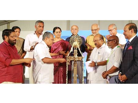 കൊച്ചി ബിനാലെയ്ക്ക് തുടക്കമായി; ഡിസൈന്‍ ബിനാലെയ്ക്ക് 2021 ല്‍ കൊച്ചി തുടക്കം കുറിക്കും: മുഖ്യമന്ത്രി പിണറായി വിജയന്‍