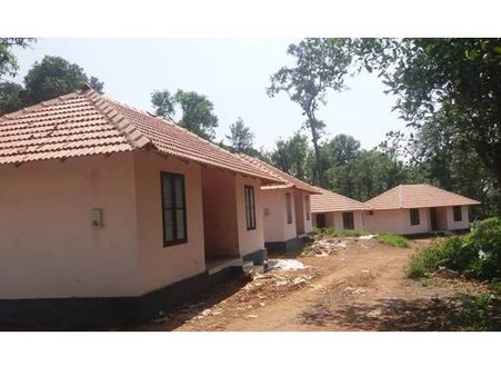 ആദിവാസികളുടെ ദുരിതത്തിന് വിട; പ്രിയദര്‍ശിനി തേയിലത്തോട്ടത്തില്‍ നിര്‍മ്മിച്ച 48 വീടുകള്‍ ശനിയാഴ്ച കൈമാറും