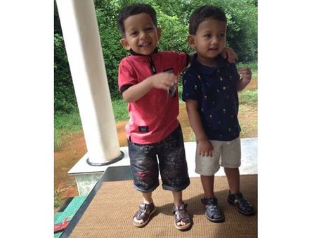 ആഴമേറിയ കുളത്തില്‍ അപകടം:നാലര വയസ്സുകാരന്റെ ജാഗ്രതയില്‍ മൂന്നര വയസ്സുകാരന് പുനര്‍ജന്മം, കോഴിക്കോട്!