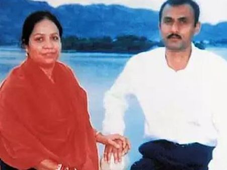 ഷൊറാബുദ്ദീന്‍ ഷെയ്ഖ്-തുളസീറാം പ്രജാപതി വ്യാജ ഏറ്റുമുട്ടല്‍ കേസ്: വെള്ളിയാഴ്ച വിധി പറയും!