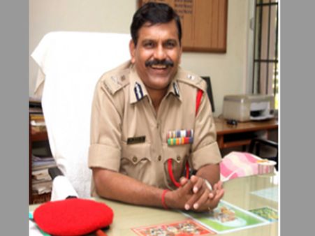 സിബിഐയിൽ വീണ്ടും അഴിച്ചുപണി; നിർണായക ഉത്തരവിറക്കി ഇടക്കാല ഡയറക്ടർ, ഉദ്യോഗസ്ഥർക്ക് കൂട്ട സ്ഥലംമാറ്റം