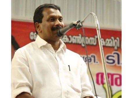 പട്ടയം നല്‍കാന്‍ സര്‍ക്കാര്‍ തയ്യാറാകുന്നില്ല; മന്ത്രി എം എം മണിയെ വിമര്‍ശിച്ച് ഡി സി സി പ്രസിഡന്റ്
