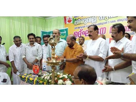 പുഷ്പകൃഷിക്ക് കേരളത്തില്‍ അനന്ത സാദ്ധ്യതയെന്ന് വിഎസ് സുനില്‍കുമാര്‍: റബ്ബറിന്റെ ഇടവിളയായി പുഷ്പകൃഷി