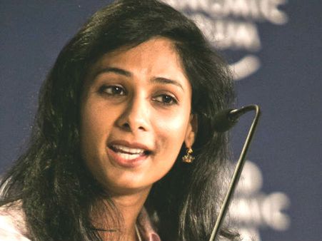 ഐഎംഎഫില്‍ ചരിത്രം സൃഷ്ടിച്ച് ഗീതാ ഗോപിനാഥ്; ചീഫ് ഇക്കണോമിസ്റ്റായി ചുമതലയേറ്റു