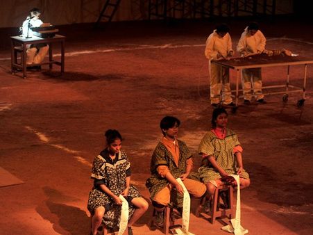 തൃശൂരില്‍ ഇനി നാടക കാലം: രാജ്യാന്തര നാടകോത്സവത്തിന് തൃശൂരില്‍ തുടക്കം