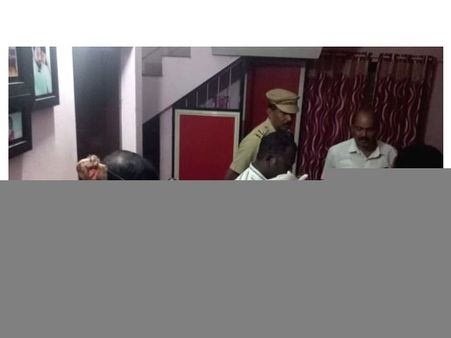 മനുഷ്യക്കടത്ത്; മുഖ്യപ്രതി ശ്രീകാന്തന്റെ വീട്ടിൽ വീണ്ടും പരിശോധന, തിരിച്ചറിയൽ രേഖകൾ പിടിച്ചെടുത്തു