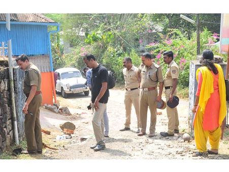 ഓര്‍ത്തഡോക്‌സ്- യാക്കോബായ അവകാശ തര്‍ക്കം: മാന്ദാമംഗലം പള്ളി അടച്ചു പൂട്ടി, കളക്ടറുടെ ഉത്തരവ്