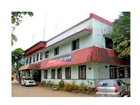 അടിമാലിയില്‍ ഓണ്‍ലൈന്‍ തട്ടിപ്പ് ബാങ്ക് അക്കൗണ്ടില്‍ നിന്ന് പണം നഷ്ടപ്പെട്ടു...!!! ഒ റ്റി പി കൈമാറി;നഷ്ടപ്പെട്ടത് ഒരുലക്ഷത്തോളം രൂപ!!! നഷ്ടം സംഭവിച്ചത് ഓണ്‍ലൈനായി ചുരിദാര്‍ വാങ്ങന്നതിനിടയില്‍