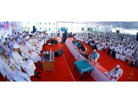 സാമൂഹിക ശാക്തീകരണ പദ്ധതികളുമായി ഉമറാ കോണ്‍ഫറന്‍സിനു സമാപ്തി, ഐക്യപ്രഖ്യാപനവുമായി സുന്നി നേതാക്കള്‍