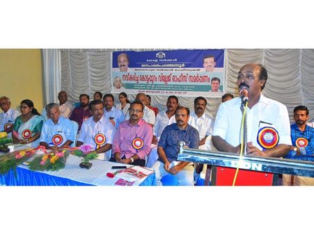 സംസ്ഥാനത്തെ പകുതിയിലേറെ വില്ലേജ് ഓഫീസുകളും നവീകരിച്ചെന്ന് മന്ത്രി; എല്ലാ ഓഫീസുകളുടേയും ഭൗതികസാഹചര്യം മെച്ചപ്പെടുത്തും!!