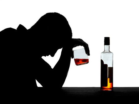 ഉത്തര്‍പ്രദേശ് വിഷമദ്യ ദുരന്തം: മരിച്ചവരുടെ എണ്ണം 90 ആയി, 30 പേര്‍ കസ്റ്റഡിയില്‍