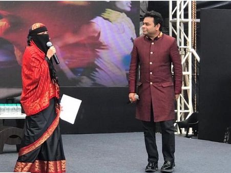 വേദിയില്‍ മുഖം മറച്ച് എആര്‍ റഹ്മാന്‍റെ മകള്‍! കത്തിക്കയറി സോഷ്യല്‍ മീഡിയ!