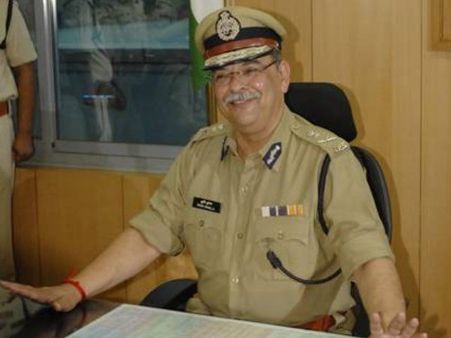 വിവാദങ്ങൾക്കൊടുവിൽ സിബിഐയ്ക്ക് പുതിയ തലവൻ, ഋഷി കുമാര്‍ ശുക്ല പുതിയ സിബിഐ ഡയറക്ടർ