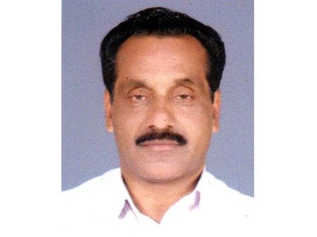 പ്രായപൂര്‍ത്തിയാകാത്ത പെണ്‍കുട്ടിയെ പീഡിപ്പിച്ച സംഭവം: മുന്‍ഗ്രാമപഞ്ചായത്ത് പ്രസിഡന്റ് കീഴടങ്ങി