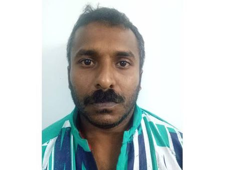 വിനോദ സഞ്ചാരികളെ ആക്രമിച്ച കേസിലെ പ്രതി എട്ടുവര്‍ഷത്തിനുശേഷം പിടിയില്‍: സംഭവം തൃശൂരില്‍!!