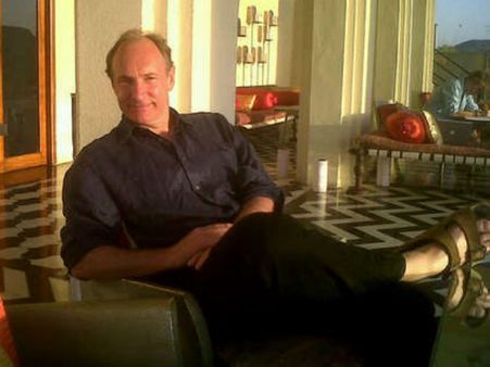 വേള്‍ഡ് വൈഡ് വെബ്: ലോകത്തെ ബന്ധിപ്പിച്ച മഹത്തായ കണ്ടുപിടുത്തത്തിന് 30 വയസ്സ്!!