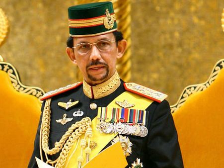 ലോകത്തെ ഞെട്ടിച്ച് ബ്രൂണെ, സ്വവർഗരതിയിലും വ്യഭിചാരത്തിലും ഏർപ്പെട്ടാൽ കല്ലെറിഞ്ഞ് കൊല്ലാൻ നിയമം