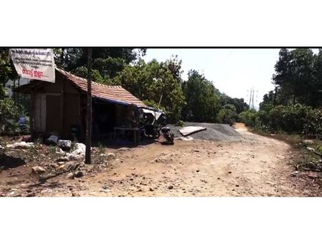 റോഡില്ലെങ്കില്‍ വോട്ടില്ല!! രാഷ്ട്രീയ പാര്‍ട്ടികള്‍ പറഞ്ഞു പറ്റിക്കുകയാണെന്ന് ചീയപ്പാറ നിവാസികള്‍!