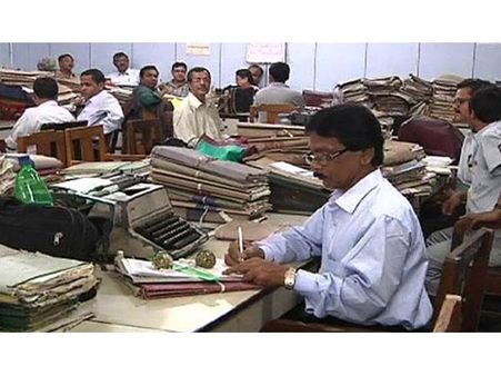 ലോക്സ തിരഞ്ഞെടുപ്പ്: സര്‍ക്കാര്‍ ജീവനക്കാര്‍ മാതൃകാപെരുമാറ്റച്ചട്ടം പാലിച്ചില്ലെങ്കില്‍ നടപടി!!