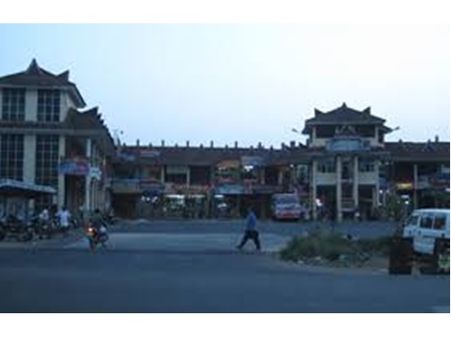 തെരുവില്‍ ജീവിക്കുന്ന സ്ത്രീയെ മാനഭംഗപ്പെടുത്താന്‍ ശ്രമം, ഭര്‍ത്താവിനെയും ആക്രമിച്ചു; കേസ് ഒത്തുതീര്‍പ്പാക്കി