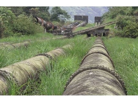 ഇടുക്കി മറ്റൊരു പെന്‍സ്റ്റോക്ക് ദുരിതത്തെ കാത്തിരിക്കുന്നു: പള്ളിവാസലില്‍ അറ്റകുറ്റപ്പണികളില്ലെന്ന്!