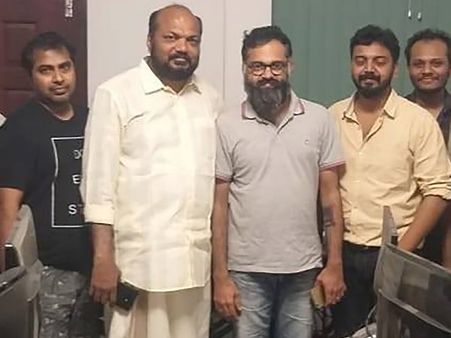 'ദില്‍മെ രാജീവ് ദില്ലിമെ രാജീവ്'പി രാജീവിനായി ബിജിപാല്‍; കുളം വൃത്തിയാക്കി പി രാജീവ്