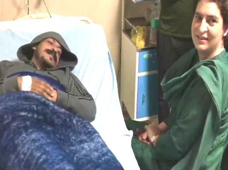 യുപിയില്‍ പ്രിയങ്കയുടെ ടാക്റ്റിക്കല്‍ മൂവ്; ദളിത് നേതാവുമായി ചര്‍ച്ച!! നെറ്റിചുളിച്ച് മായാവതി