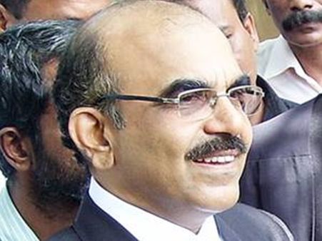 പി ജയരാജൻ സ്ഥാനാർത്ഥിയായതിന് പിന്നാലെ സിപിഎം കണ്ണൂർ ജില്ല നേതൃത്വത്തിൽ മാറ്റത്തിന് സാധ്യത; പി ശശി വീണ്ടും ജില്ലാ നേതൃത്വത്തിലേക്ക്?