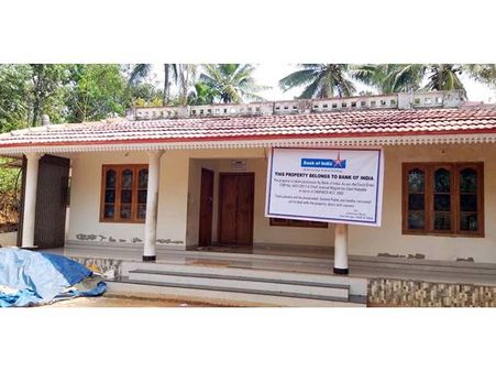 വയനാട്ടില്‍ കര്‍ഷകന്റെ വീടും സ്ഥലവും ജപ്തി ചെയ്തു; ജപ്തി ചെയ്തത് ബാങ്ക് ഓഫ് ഇന്ത്യ; സര്‍ഫാസി നിയമപ്രകാരമുള്ള നടപടി ഭയന്ന് നിരവധി കര്‍ഷകര്‍