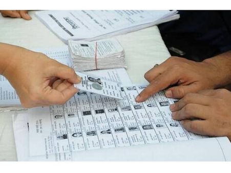 വോട്ടര്‍ പട്ടിക: ഇടുക്കിയിലെ എല്ലാ പോളിംഗ് ബൂത്തുകളിലും രണ്ട് ദിവസം വോട്ടര്‍ രജിസ്ട്രേഷന്‍ ക്യാമ്പ്