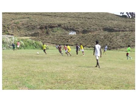 അന്യസംസ്ഥാന തൊഴിലാളികള്‍ക്കായി ഫുട്‌ബോള്‍ മത്സരം സംഘടിപ്പിച്ച് കണ്ണന്‍ ദേവന്‍ കമ്പനി