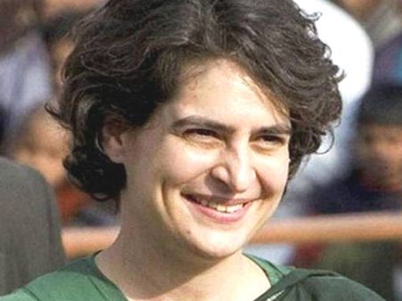 രണ്ടാം പ്രകടനപത്രികയുമായി കോണ്‍ഗ്രസ്; ഇത് പ്രിയങ്ക വക, ബിജെപിക്കും മഹാസഖ്യത്തിനും നെഞ്ചിടിപ്പ്