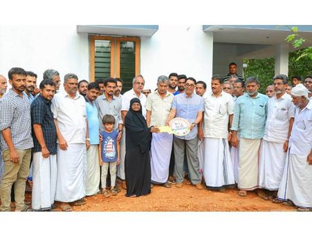 പ്രളയത്തില്‍ വീട് നഷ്ടപ്പെട്ട വിധവക്ക് വീട് നിര്‍മിച്ചു നല്‍കി: സംഭവം മലപ്പുറത്ത്!