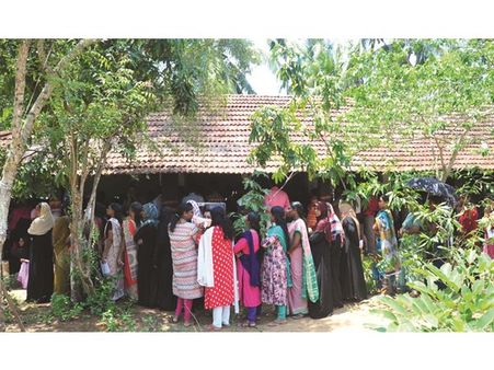 തൃശൂര്‍ ജില്ലയില്‍ 77.85 ശതമാനം പോളിങ്... എല്ലാ ബൂത്തുകളിലും കനത്ത പോളിങ്!