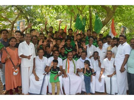 ഒളിക്യാമറ വിവാദം: തോൽവി മുമ്പില്‍ക്കണ്ട് സിപിഎം കള്ളക്കേസ് ഉണ്ടാക്കുന്നു, തെരഞ്ഞെടുപ്പ് കമ്മിഷന്‍ ഇടപെടണമെന്ന് യുഡിഎഫ്