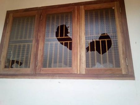 ഒഞ്ചിയത്ത് ആർ എം പി പ്രവർത്തകന്റെ വീട് അക്രമിച്ചു