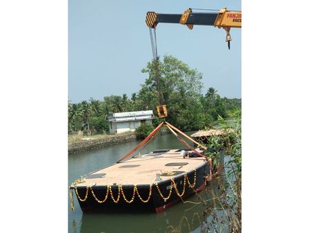 യൂബറും ഒ​ലയും മാത്രമല്ല; വരുന്നു കേരളത്തിൽ ഓൺലൈൻ വാട്ടർ ടാക്സിയും, ജ​ല ഗ​താ​ഗ​ത വ​കു​പ്പി​ന്‍റെ വാ​ട്ട​ർ ടാ​ക്സി​ക​ൾ​ക്ക് ജൂ​ൺ മാ​സ​ത്തോ​ടെ കൊ​ച്ചി​യി​ൽ തു​ട​ക്ക​മാ​കും