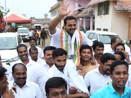 ഇടുക്കിയില്‍ ഡീന്‍ തകര്‍ത്തത് പിജെ ജോസഫിന്റെ 1984ലെ റെക്കോര്‍ഡ്:1,71,053 വോട്ടിന്റെ ഭൂരിപക്ഷം!